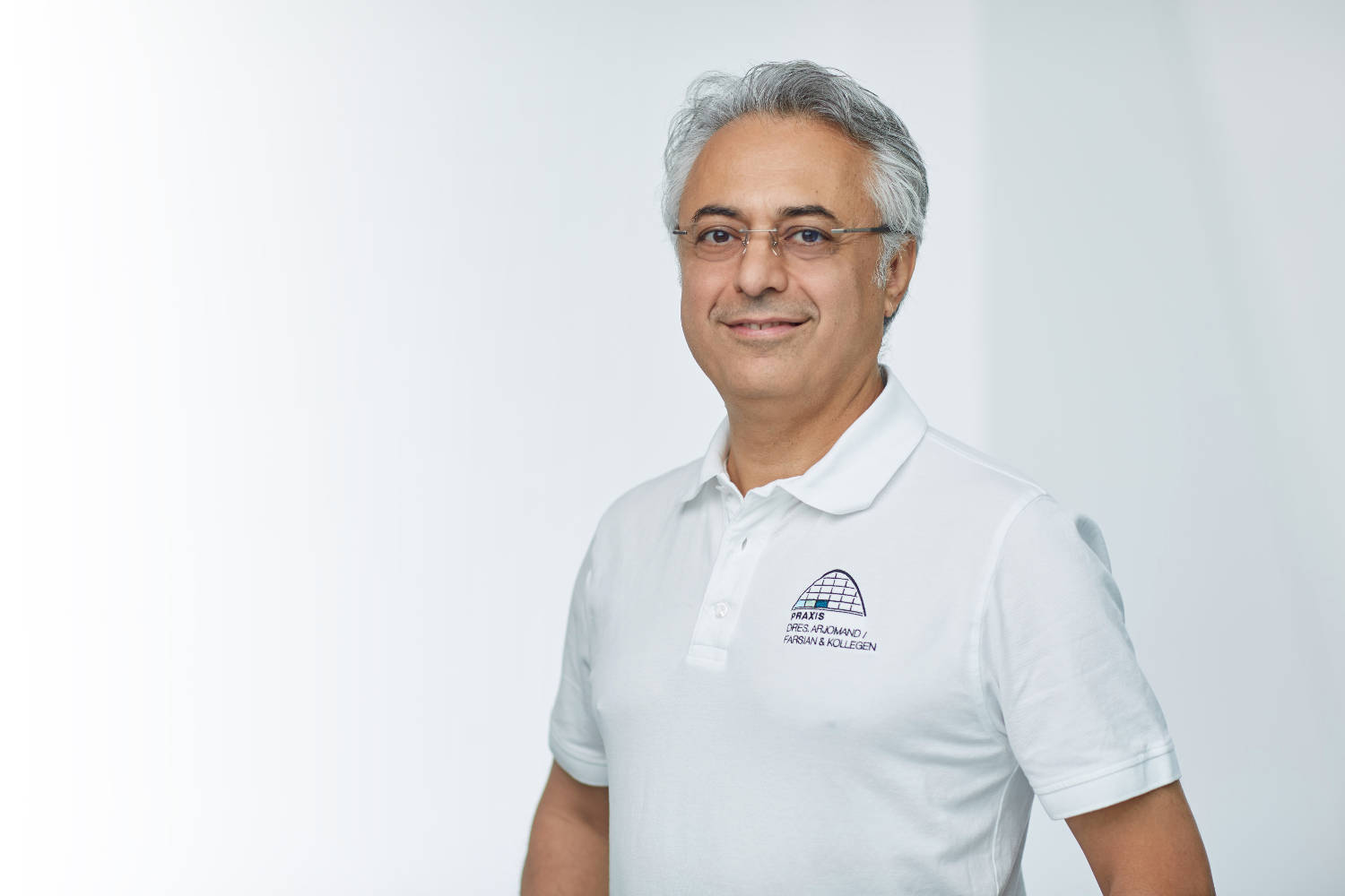 Dr. Mehrdad Arjomand